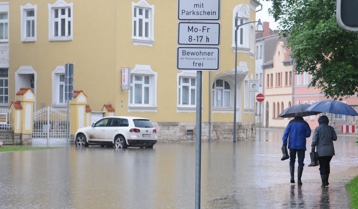 Flooded streets due to high water in the city center